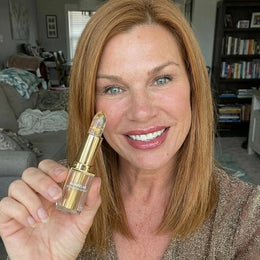auhrelia review sarah v 2 redhead